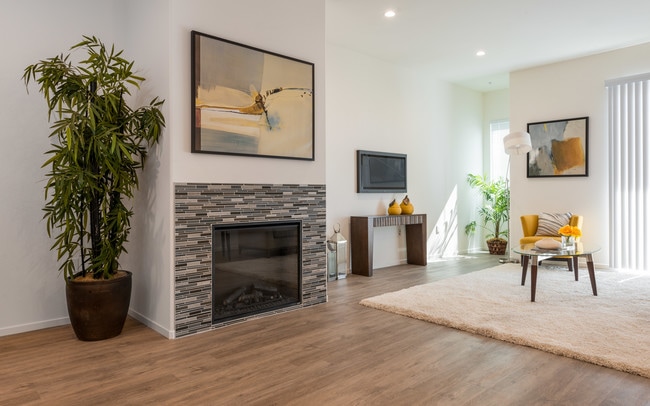 Building Photo - Verdara Glendale