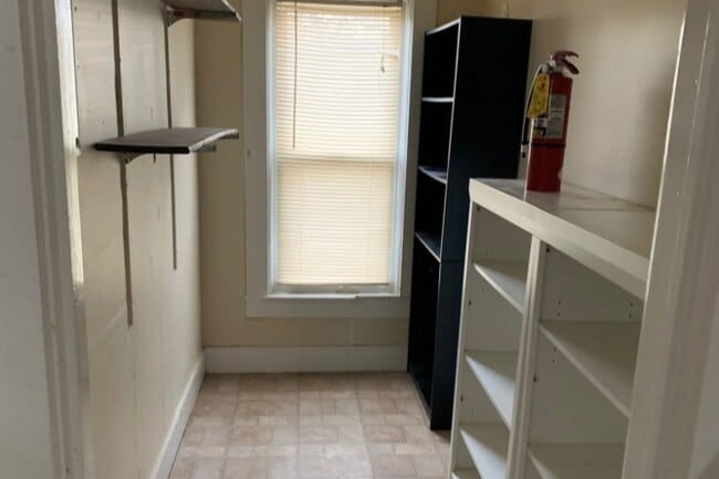 Photo - 112 State St Apartments