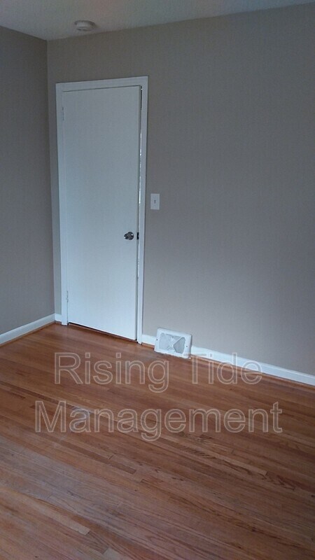 Foto del edificio - 2436 4th St NW