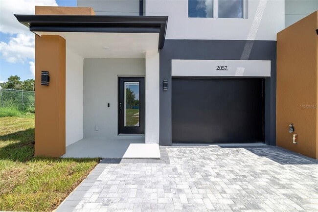 Foto del edificio - 2005 BARROSO St