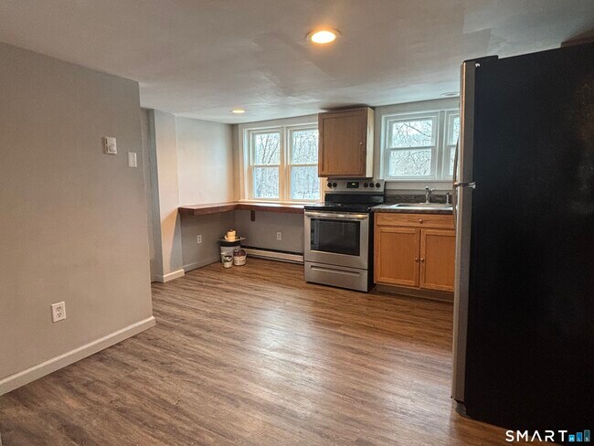 Foto del edificio - 122 Main St