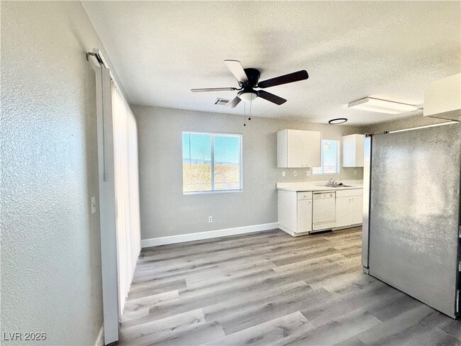 Foto del edificio - 1960 Haiwee St