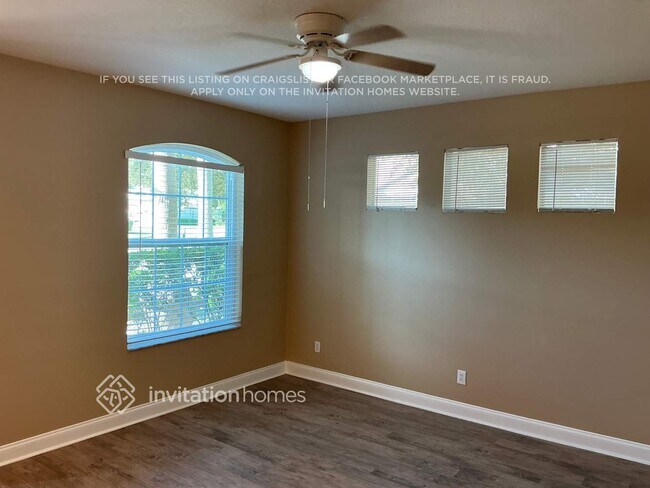 Foto del edificio - 1612 Tawnyberry Ct