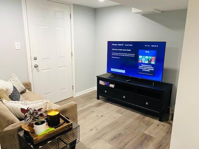 Foto del edificio - 1040 N Central Park Ave Unit 0