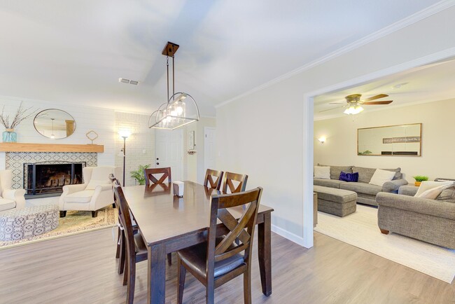 Foto del edificio - 202 Kettering Ct