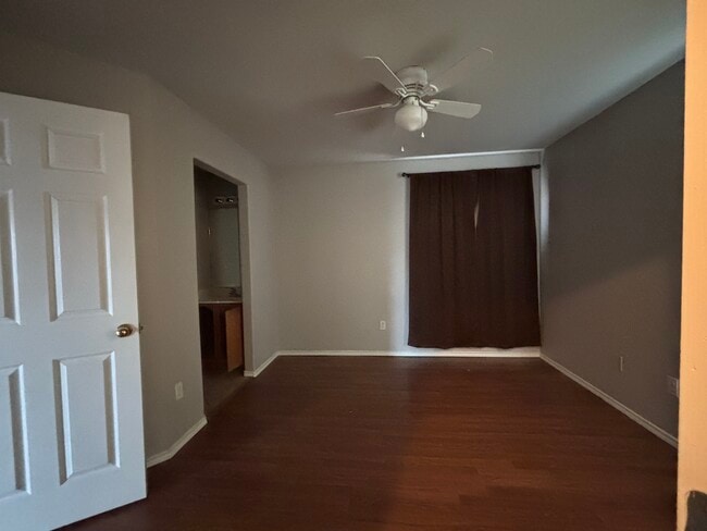 Building Photo - 3507 San Roman St