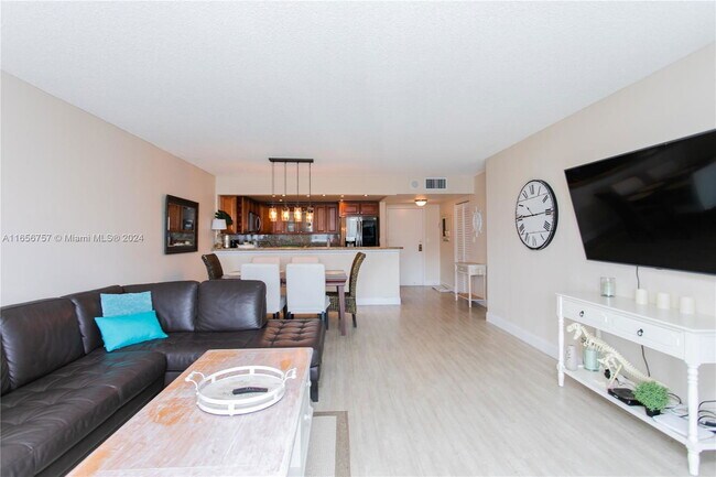Building Photo - 3800 S Ocean Dr