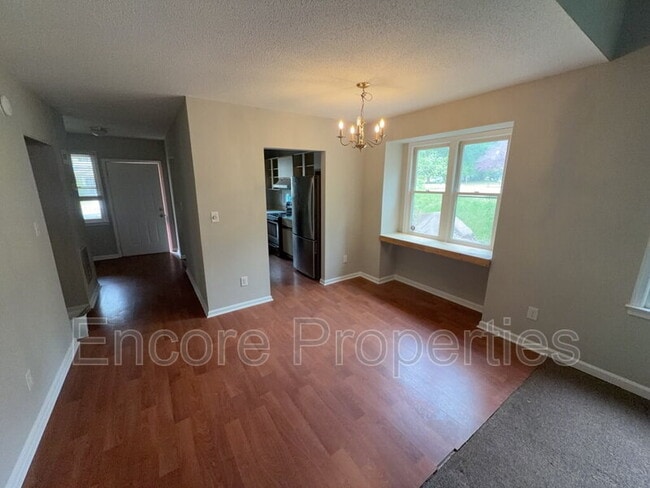 Building Photo - 5120 Lundy Dr