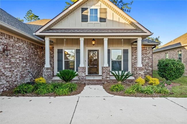Foto del edificio - 7817 Hemlock St