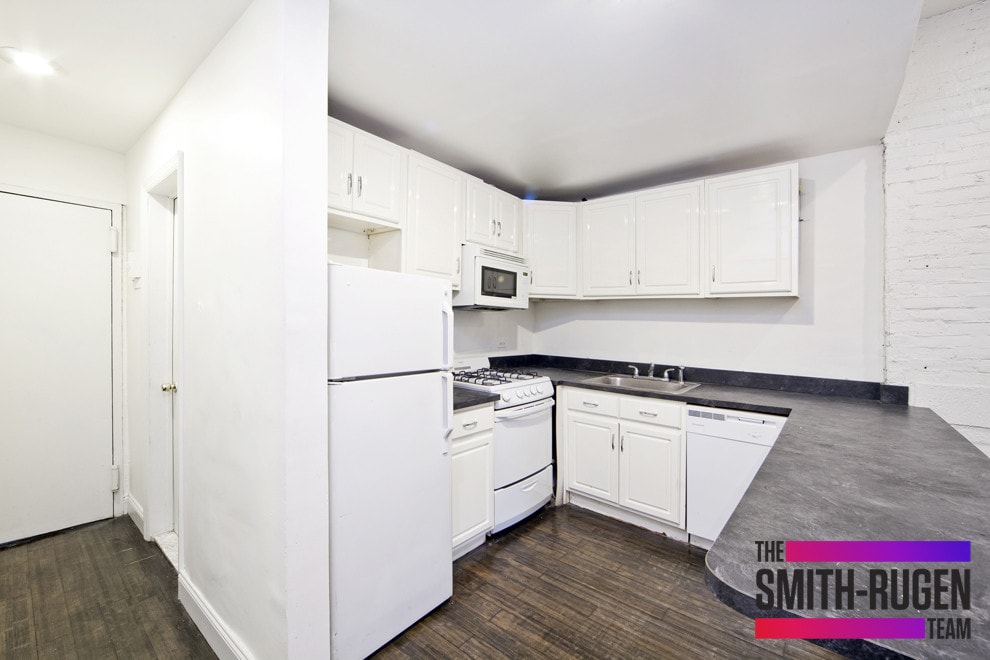 Primary Photo - 350 W 47th St