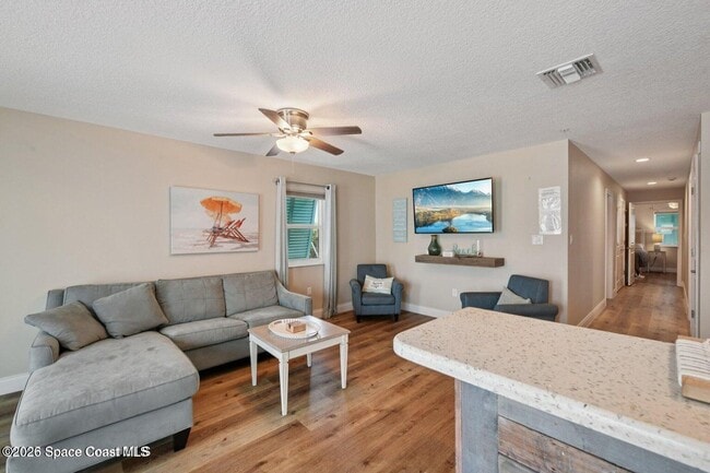 Foto del edificio - 157 N Orlando Ave