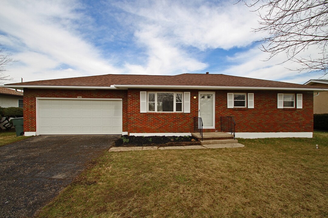Primary Photo - 580 Williams Rd