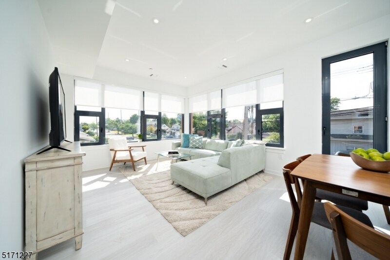 12 River Rd Unit 208, Fair Lawn, NJ 07410 Room for Rent in Fair Lawn