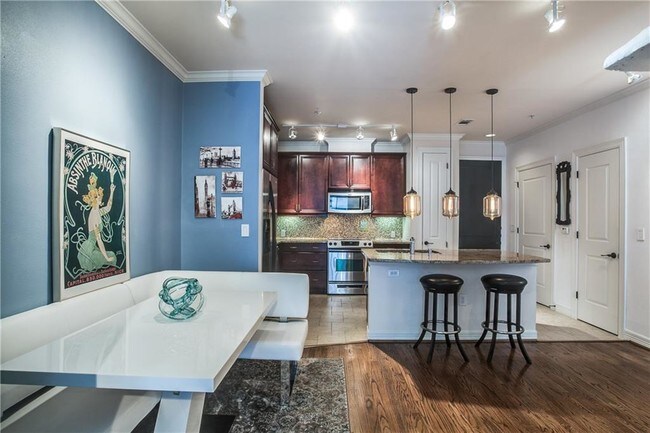 Foto del edificio - 8616 Turtle Creek Blvd