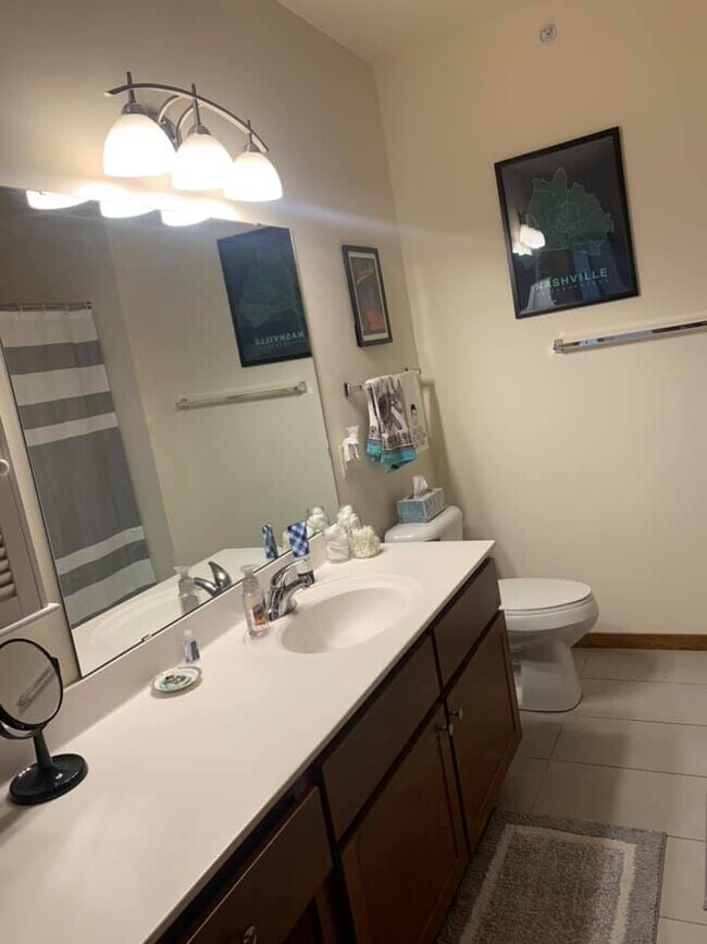 Bathroom - 5194 Sassafras Dr