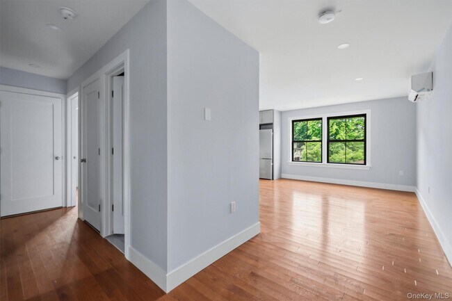 Foto del edificio - 133 N Miller St