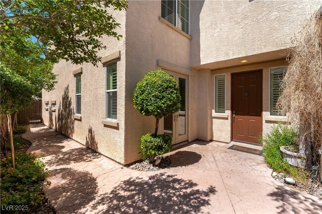 Building Photo - 11409 Via Spiga Dr
