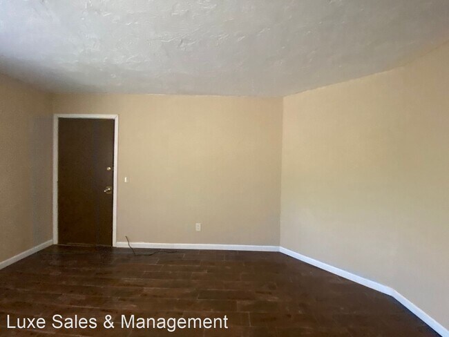 Foto del edificio - 1 br, 1 bath House - 6024 NW Expressway Un...