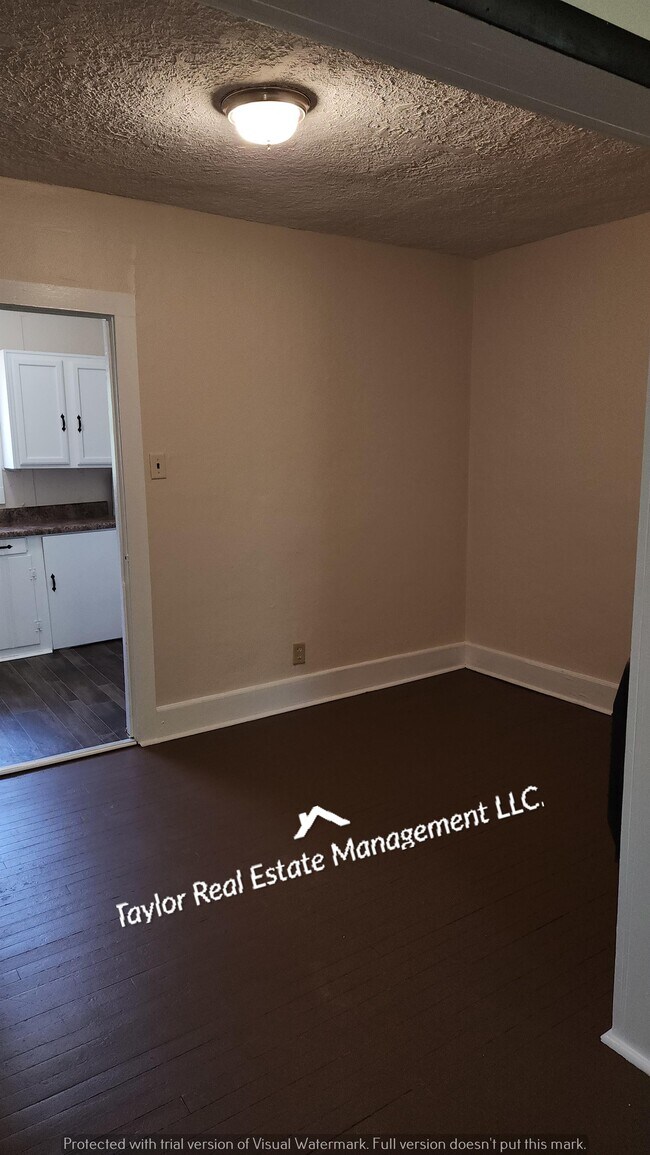 Foto del edificio - 209 Foy Ave