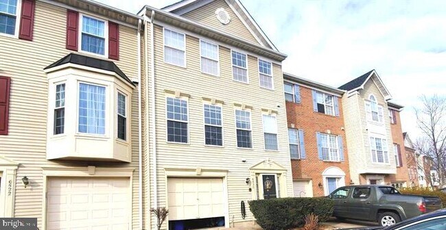 Foto del edificio - 6520 Kelsey Point Cir