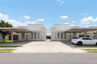 Building Photo - 12 Alta Vista Dr