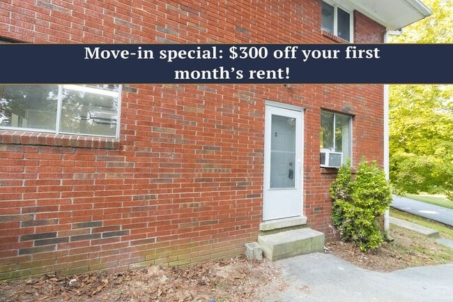 Building Photo - 3003 Addison Rd