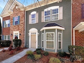 Building Photo - 13811 Waverton Ln