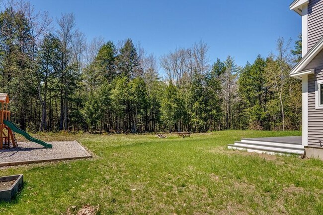 Building Photo - 15 Grey Hawk Ln