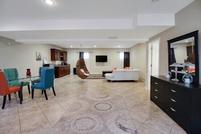 Foto del edificio - 6799 Wilson Blvd