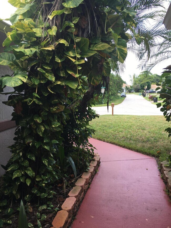 Foto del edificio - 1538 SW Neptune Ave