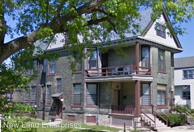 Foto del edificio - 1635 N Jackson St