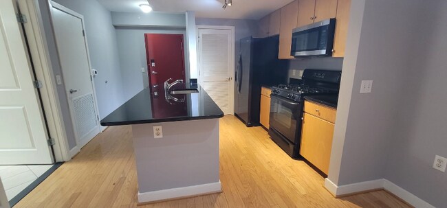 Foto del edificio - 1117 10th St NW