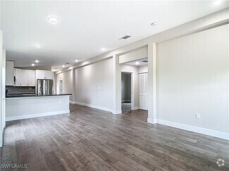 Building Photo - 2511 Storter Ave