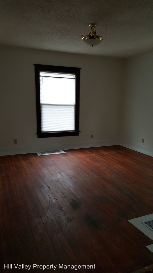 Building Photo - 3 br, 1 bath House - 1728 S 10th St