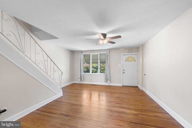 Foto del edificio - 8601 Gillespie St