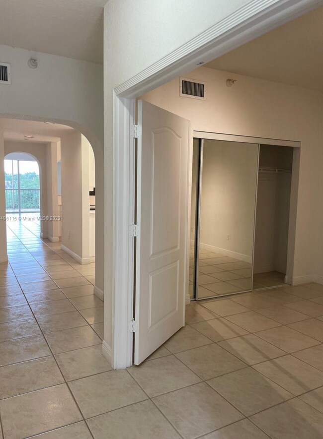 Building Photo - 10770 NW 66th St