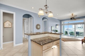 Building Photo - 168 Lake Point Blvd