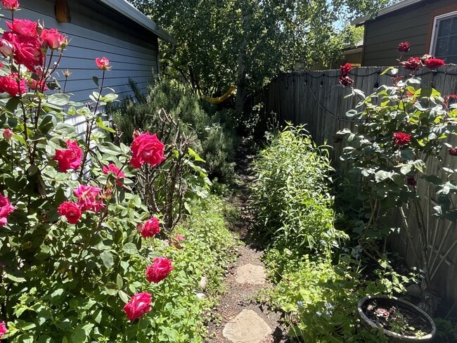 Foto del edificio - 6432 SE 63rd Ave