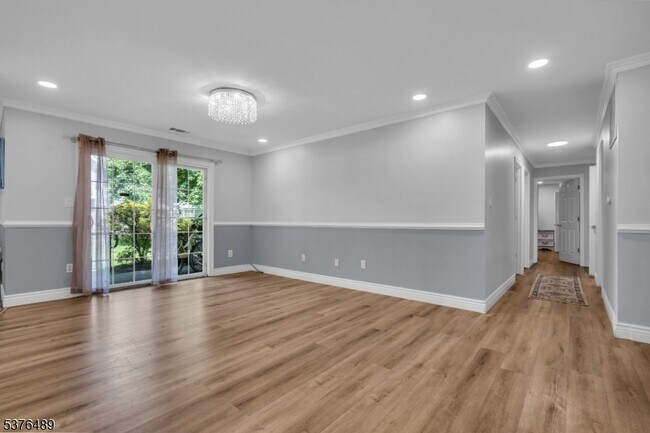 Foto del edificio - 127 Williamson Ct
