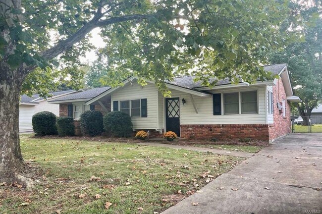 Building Photo - 349 Kroy Dr