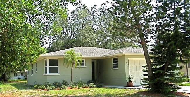 Foto del edificio - 423 Wildwood Way
