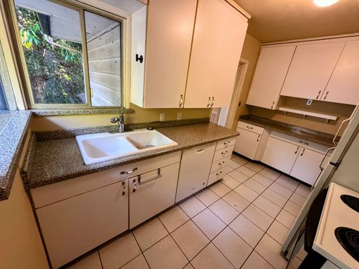 Ready for Move-In! 3 Bed Home $2995 - Ready for Move-In! 3 Bed Home $2995