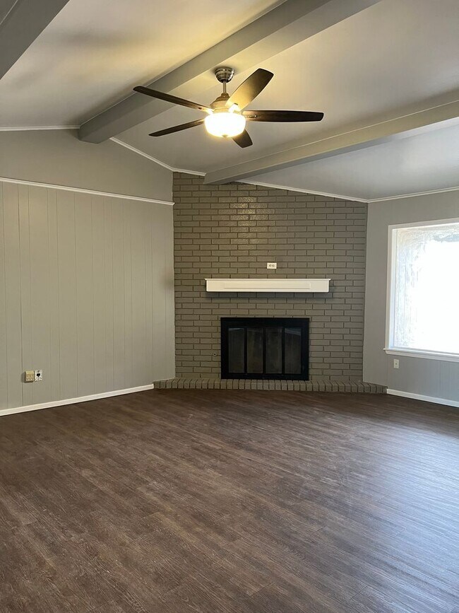 Foto del edificio - 3/2/2 South West Lubbock