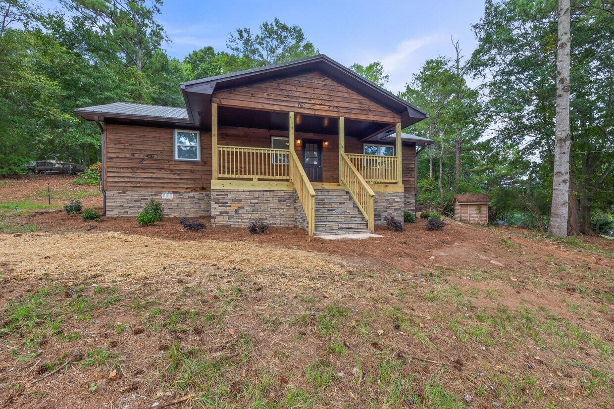 Primary Photo - 171 Walt Carmichael Rd
