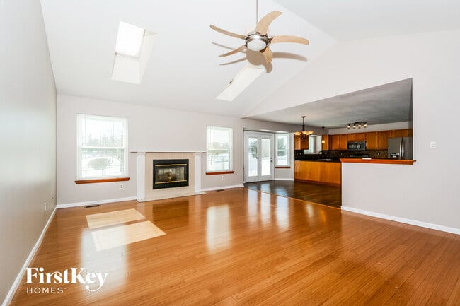 Foto del edificio - 2800 Wilshire Valley Dr