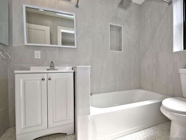 Foto del edificio - 130 Centre Ave