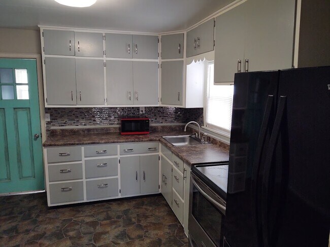 Foto del edificio - 301 7th St