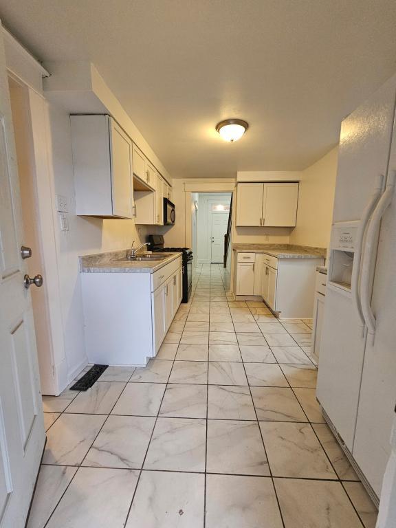 Photo - 640 Pine St House