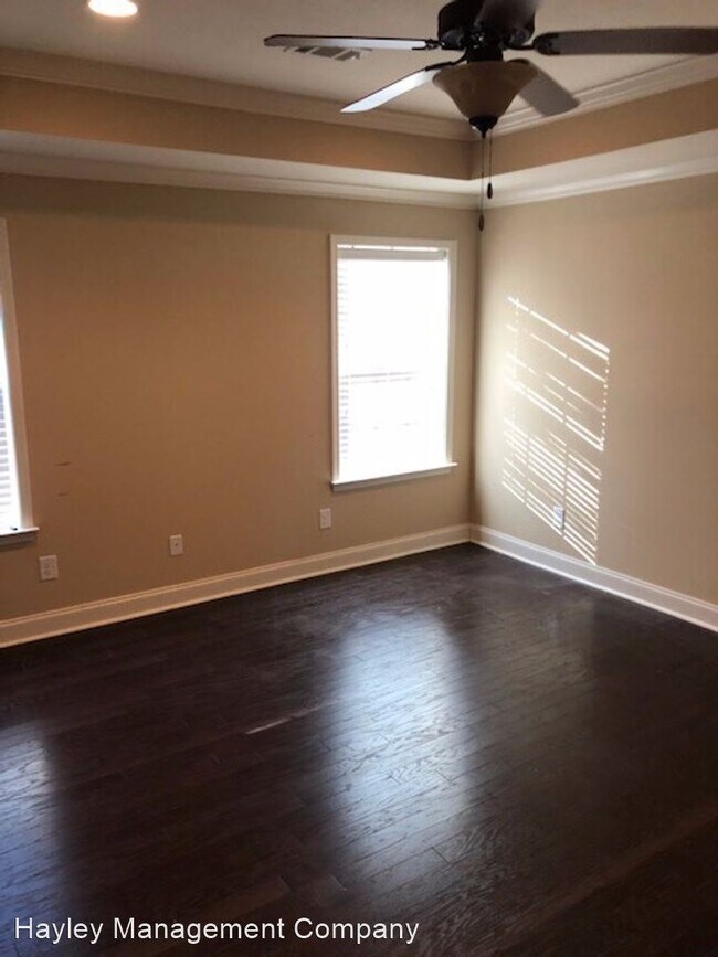 Building Photo - 3 br, 2 bath House - 2438 Churchill Circle