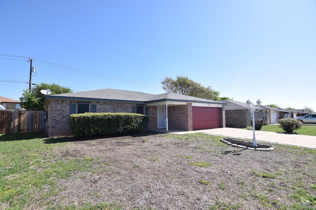 Building Photo - 4403 Waterproof Dr